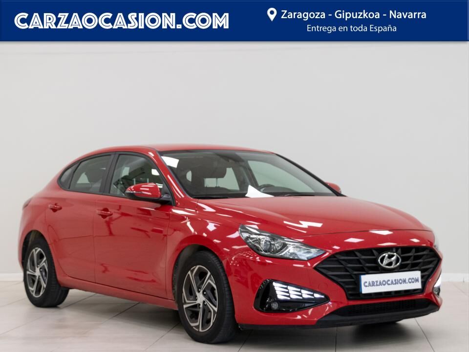 HYUNDAI i30 (1.0 TGDI Essence Fastback) en Zaragoza