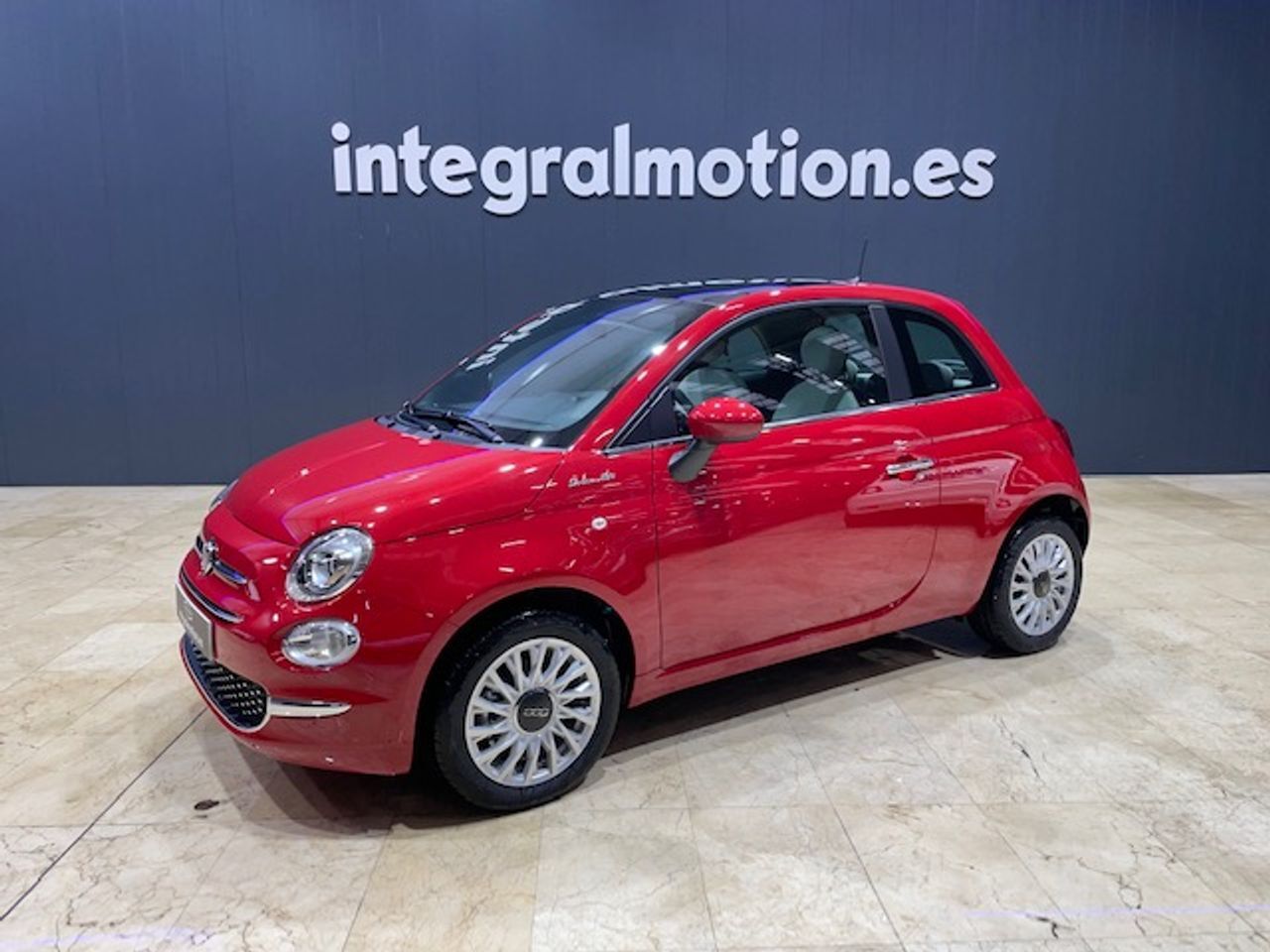 FIAT 500 1.0 Hybrid Dolcevita 52kW