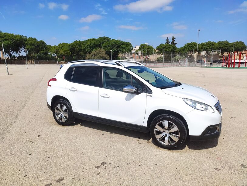 Foto del PEUGEOT 2008 1.6 BlueHDI Style 100