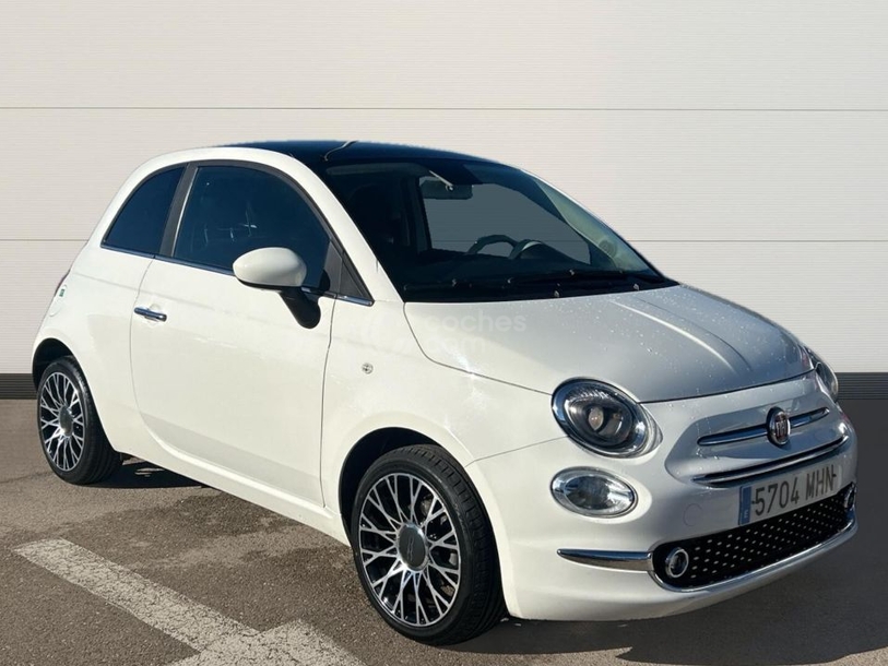 Foto del FIAT 500 C 1.0 Hybrid Red 52kW