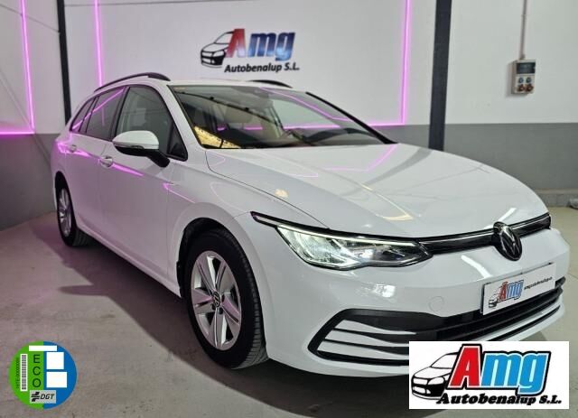 Foto del VOLKSWAGEN Golf Variant 1.5 eTSI Life DSG 110kW