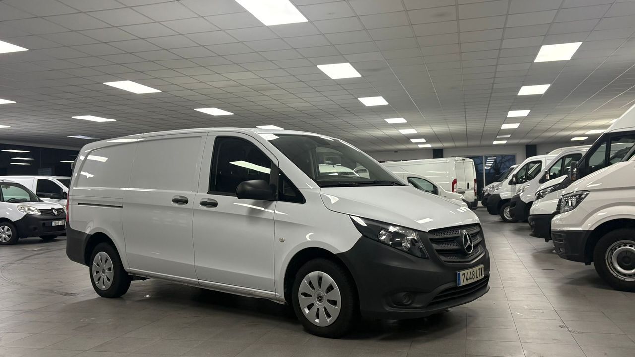 Foto del MERCEDES Vito Furgón 111CDI Larga