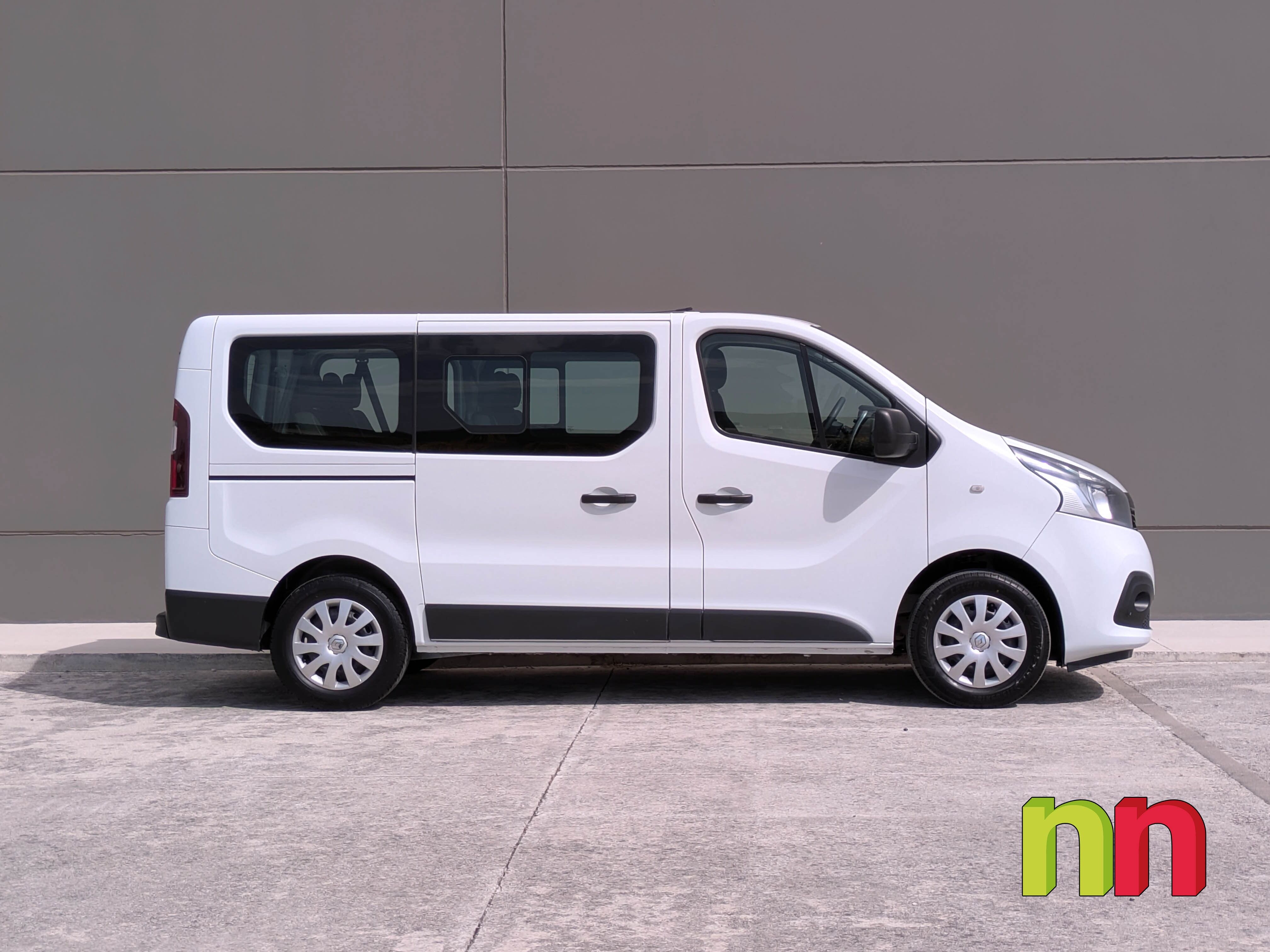 Foto del RENAULT Trafic Combi 9 2.0dCi Energy Blue 88kW