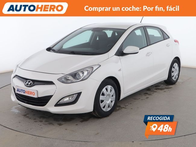 HYUNDAI i30 (1.4 Klass) en Madrid