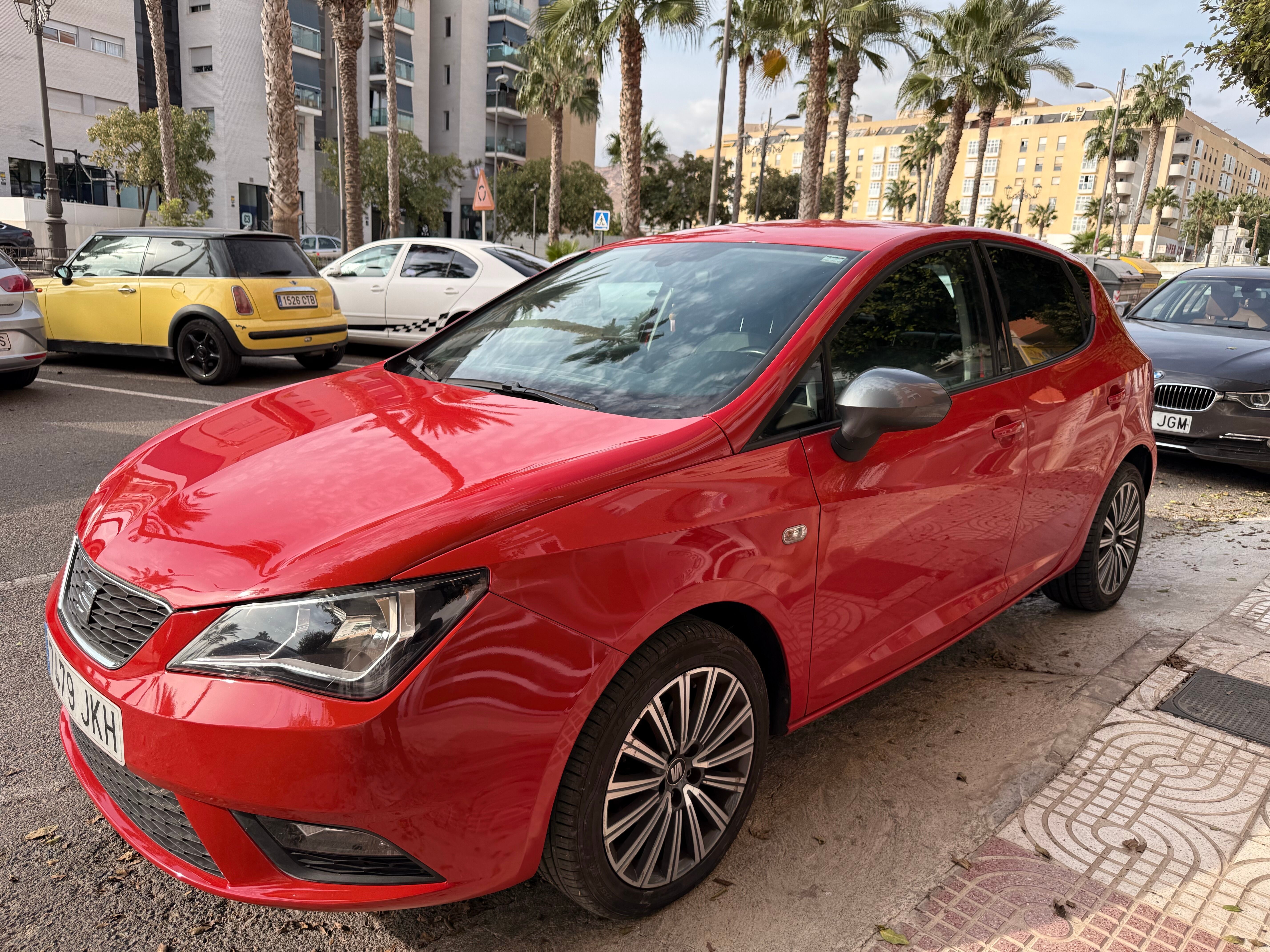 SEAT Ibiza (1.4 TDI 90cv Style Connect) en Almería