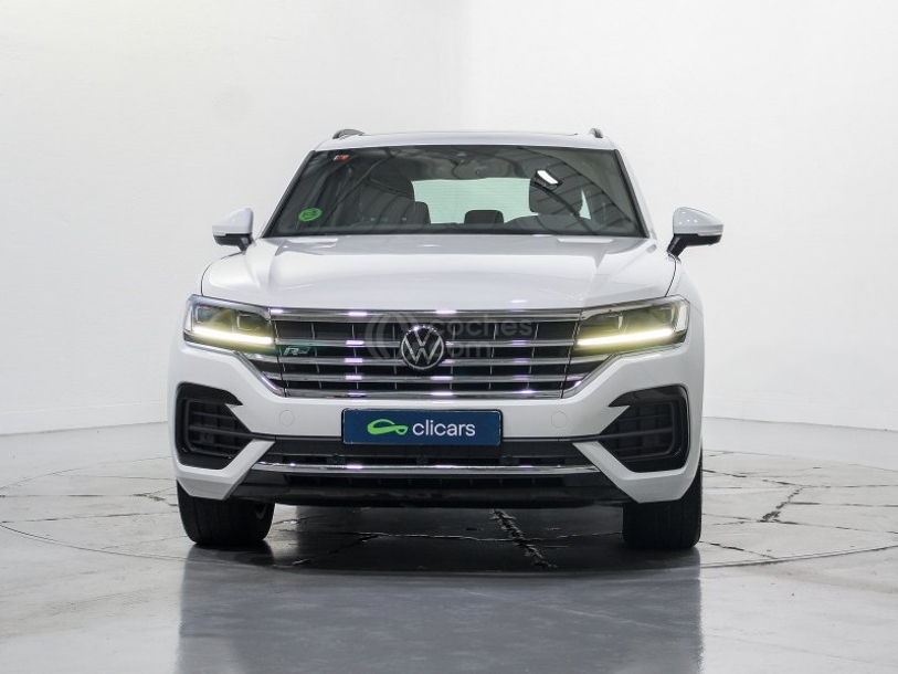 Foto del VOLKSWAGEN Touareg 3.0TDI V6 R-Line Tiptronic 4Motion 170kW