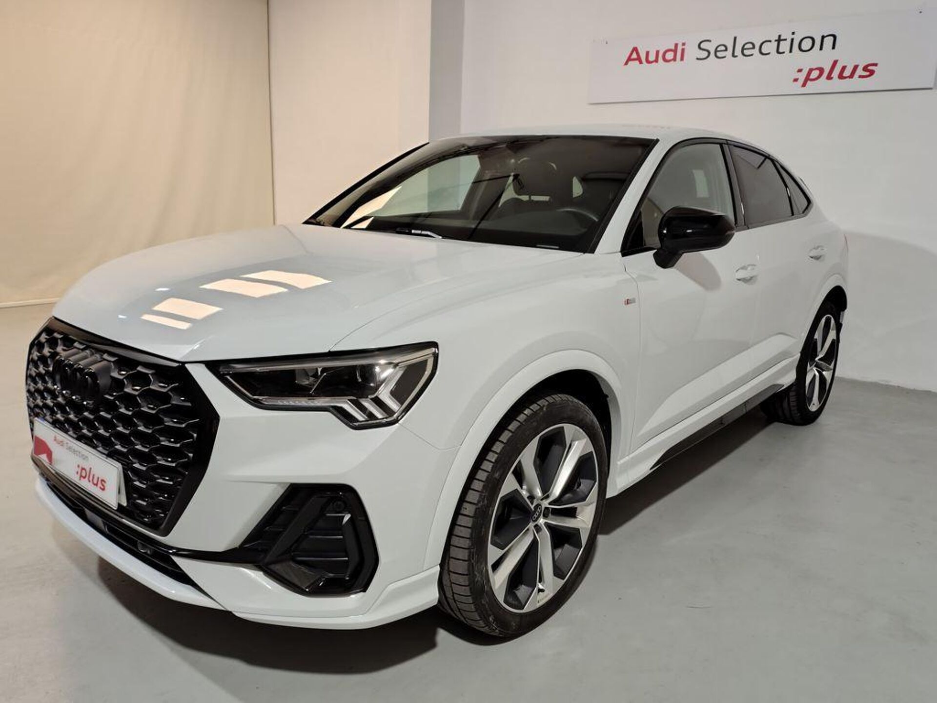 Imagen de AUDI Q3