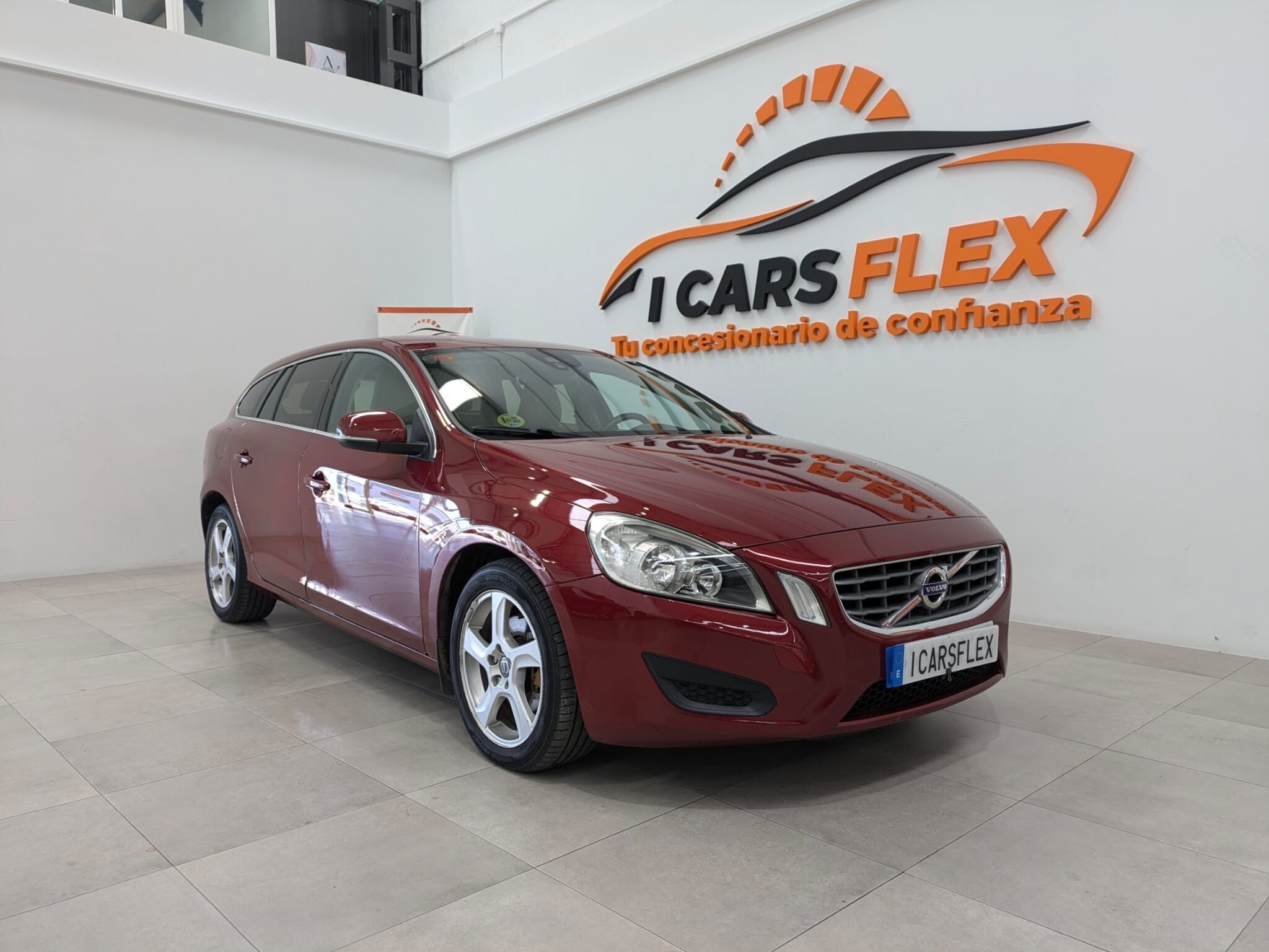 VOLVO V60 (2.0 D3 RDesign) en Sevilla
