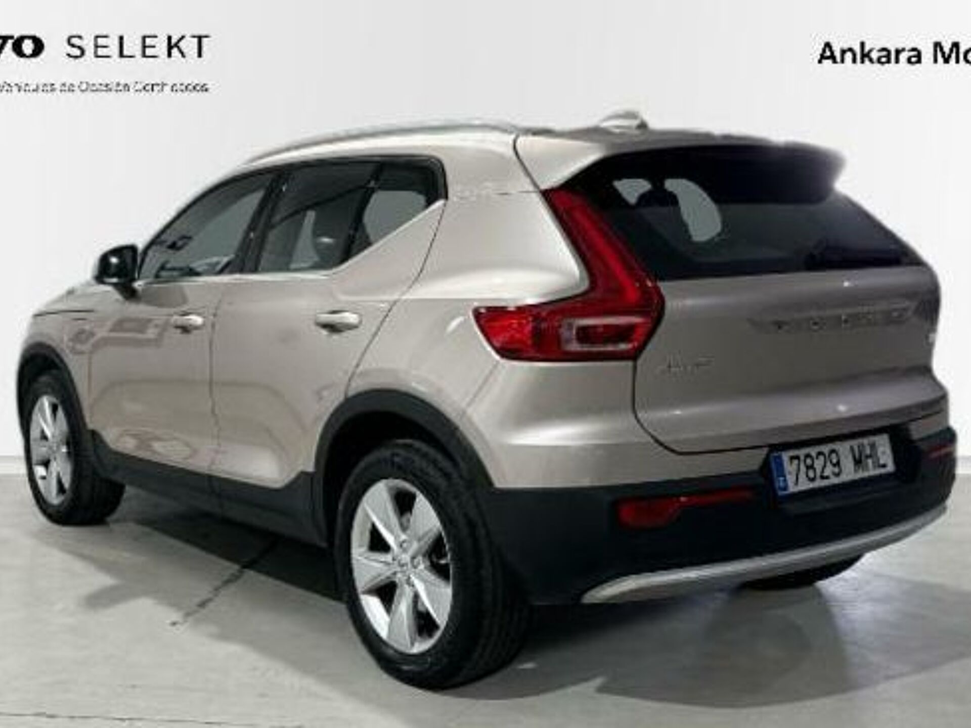 Imagen 2 de VOLVO XC40