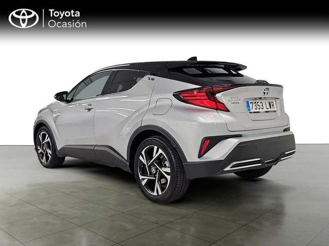 Foto del TOYOTA C-HR 180H Advance