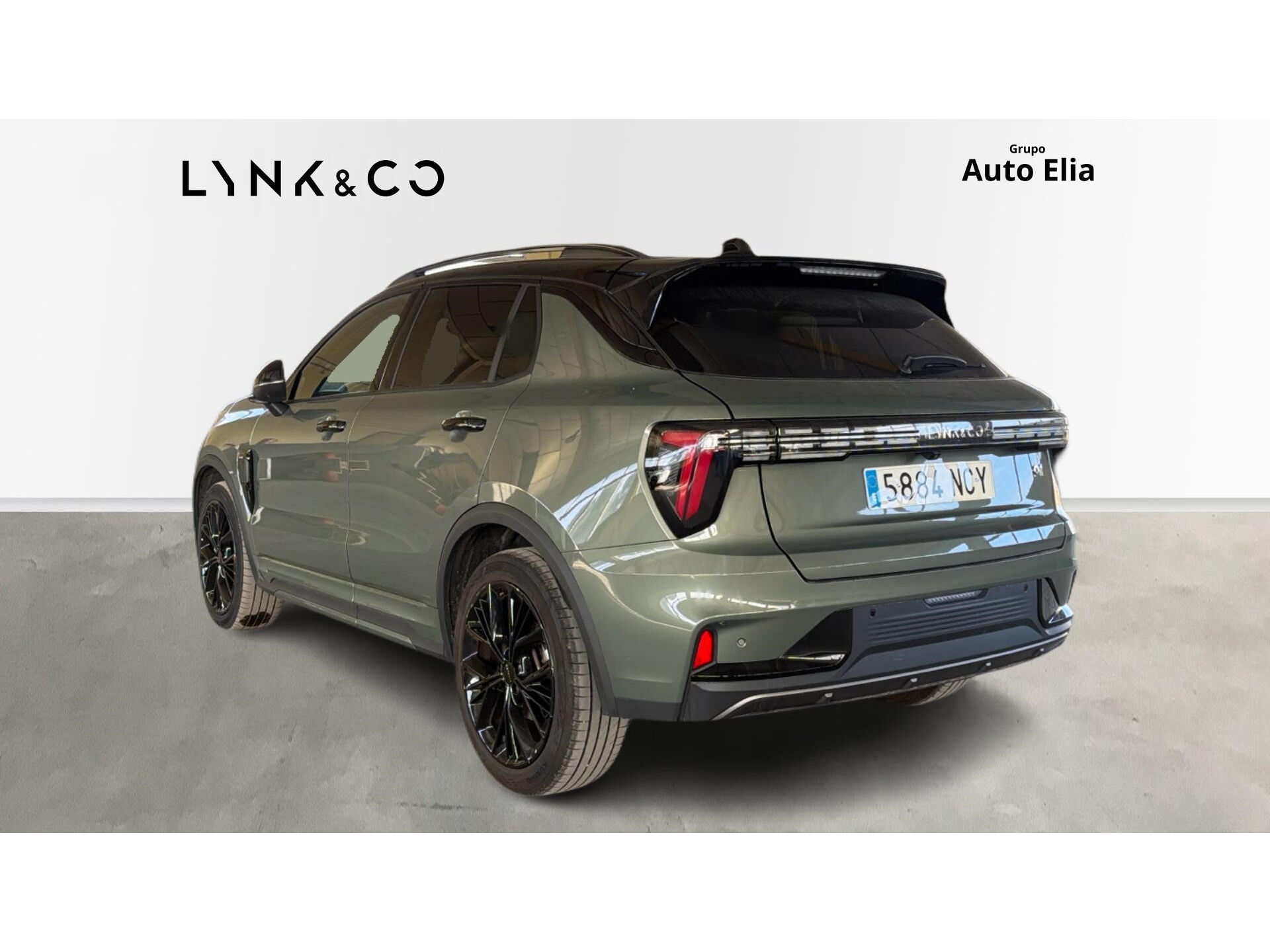 Imagen 2 de LYNK & CO 01