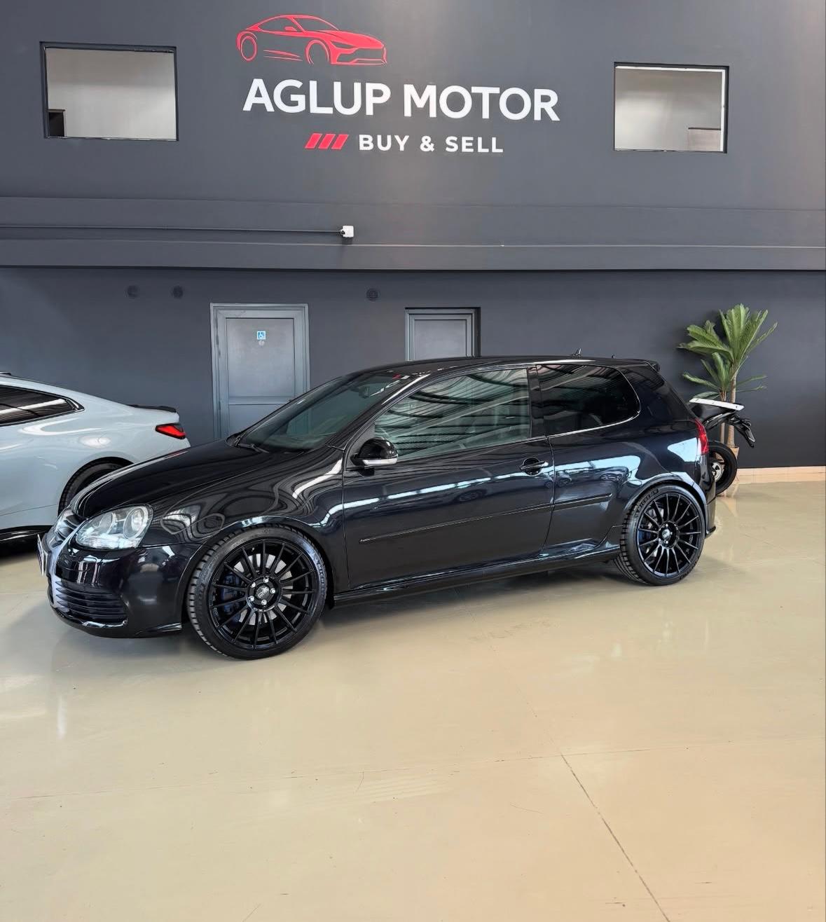 Foto del VOLKSWAGEN Golf 3.2 V6 R32 4Motion