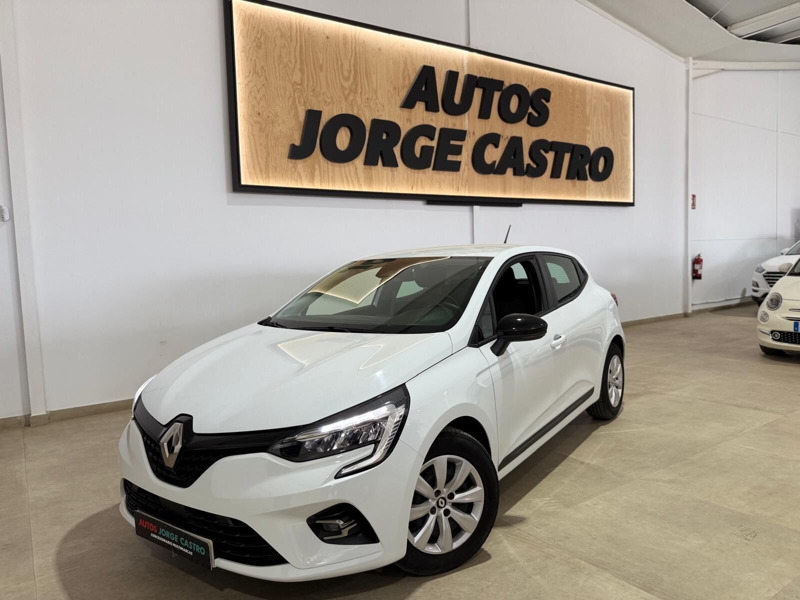 RENAULT Clio (Business Blue dCi 74kW (100CV)) en Sevilla