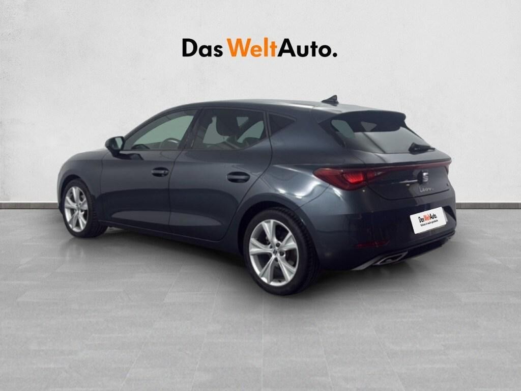 Foto del SEAT León 1.0 eTSI S&S FR DSG-7 110