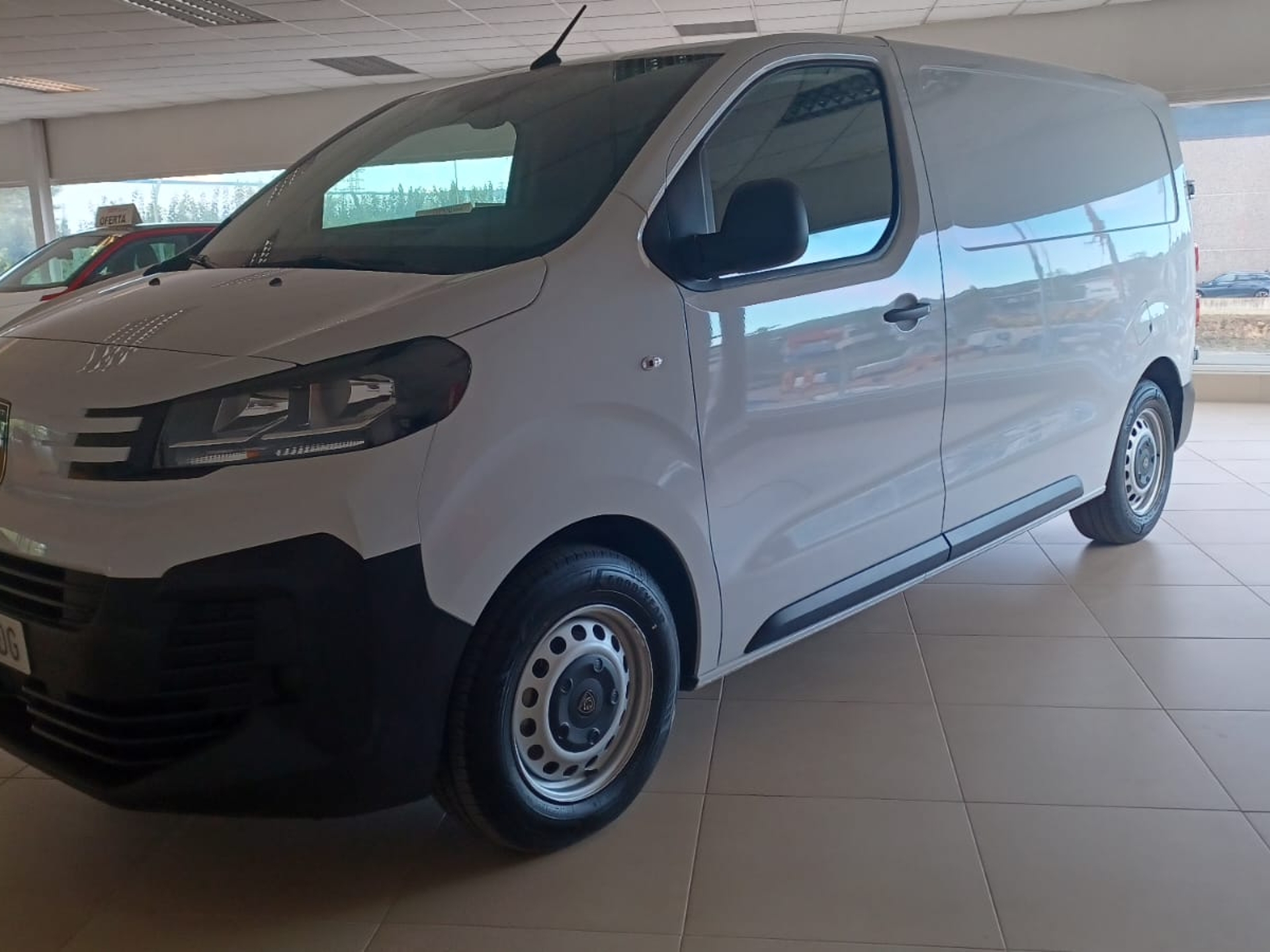 Imagen de PEUGEOT Expert