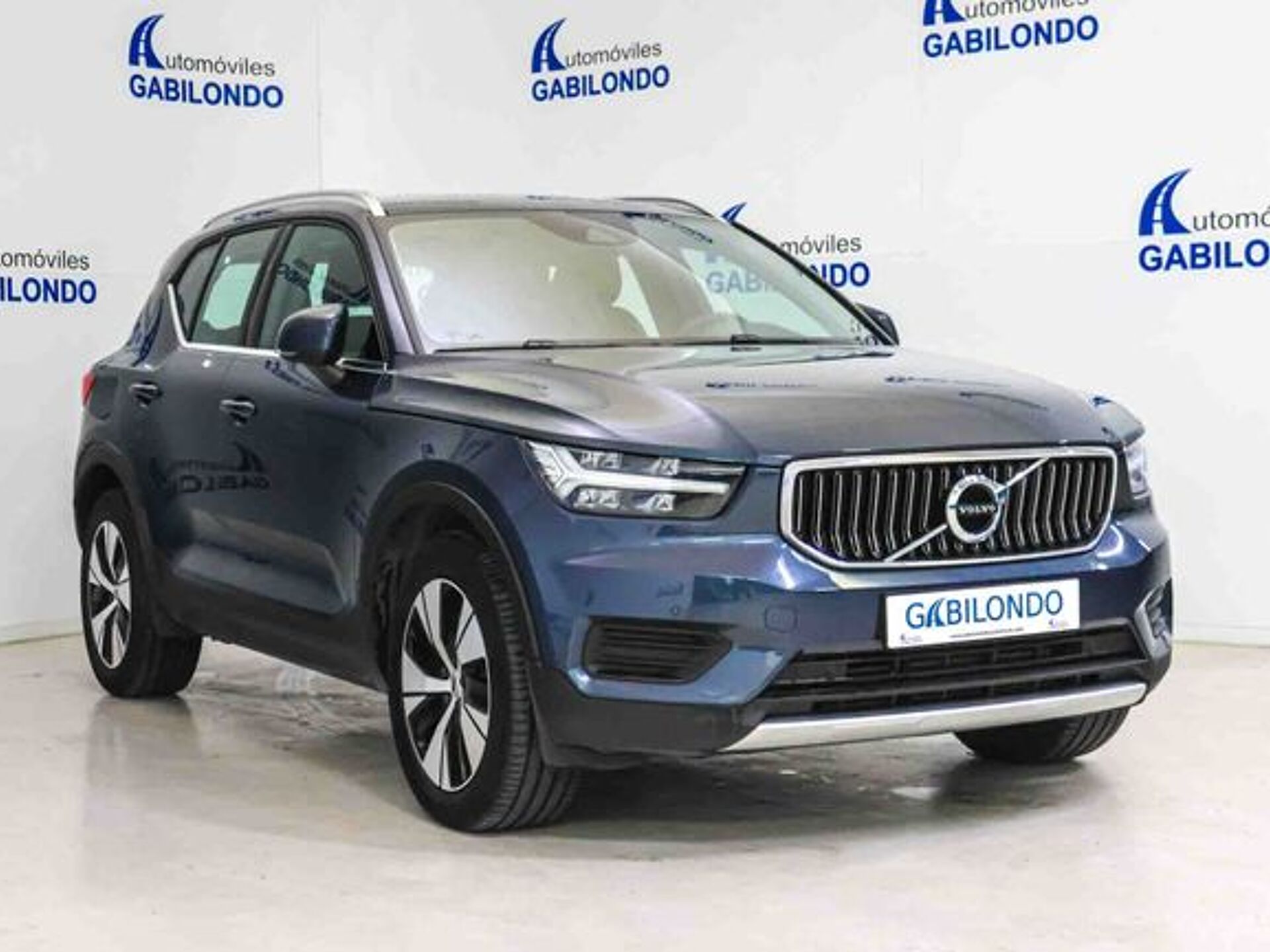 Imagen 3 de VOLVO XC40