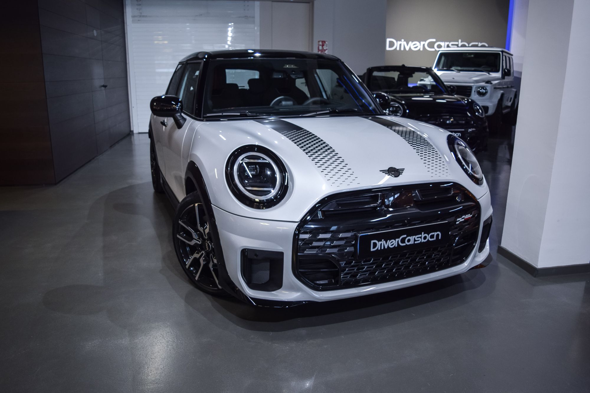 MINI Mini (Cooper 5 puertas S John Cooper Works Aut.) en Barcelona