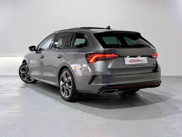 Foto del SKODA Octavia Combi 2.0 TSI DSG RS 180kW