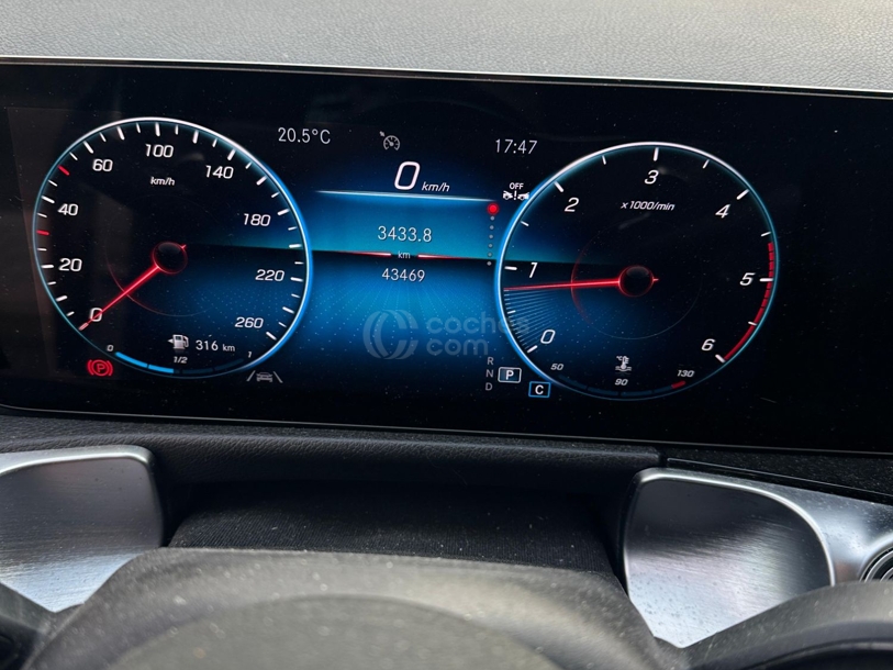 Foto del MERCEDES Clase GLB GLB 200d 8G-DCT