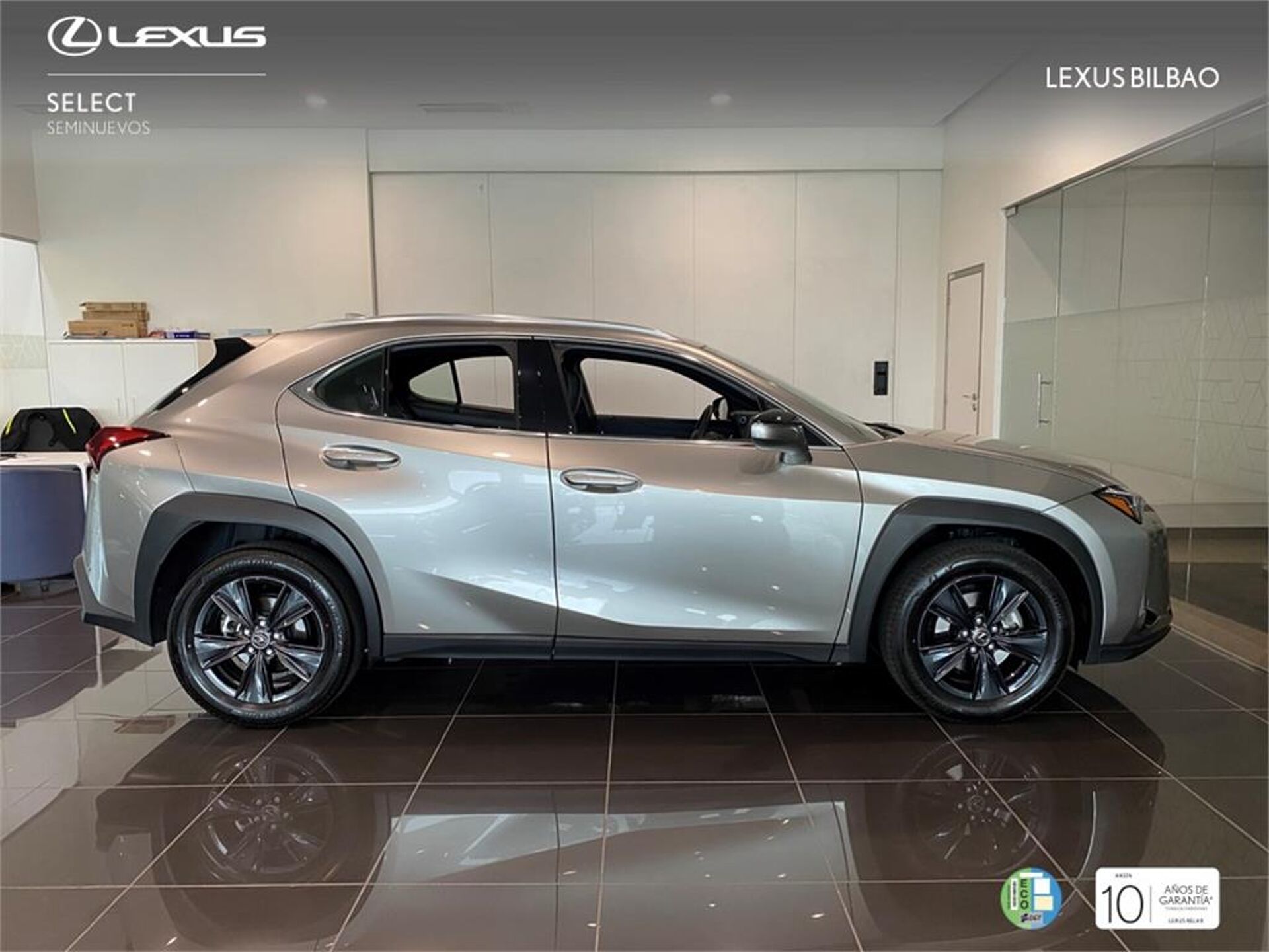 Imagen 3 de LEXUS UX