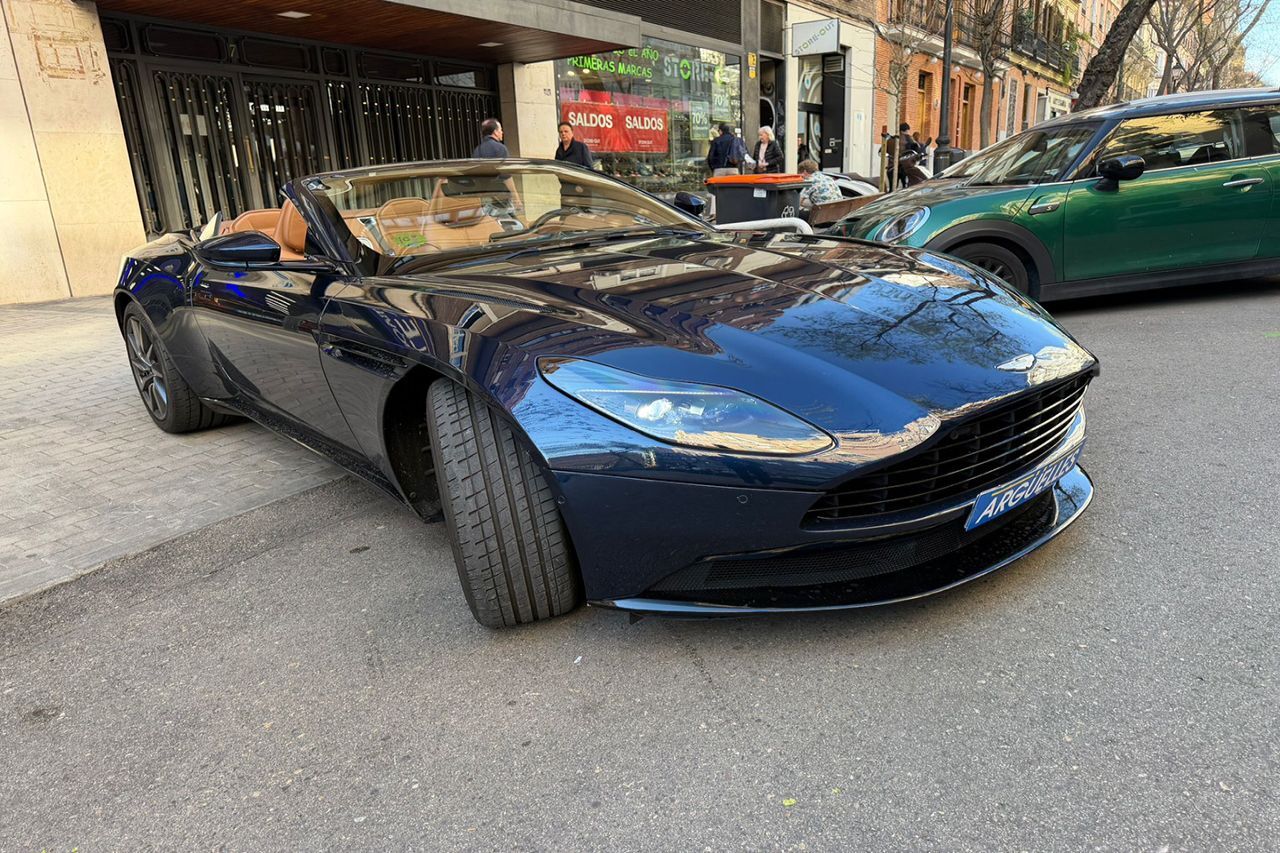 Foto del ASTON MARTIN DB9 Volante