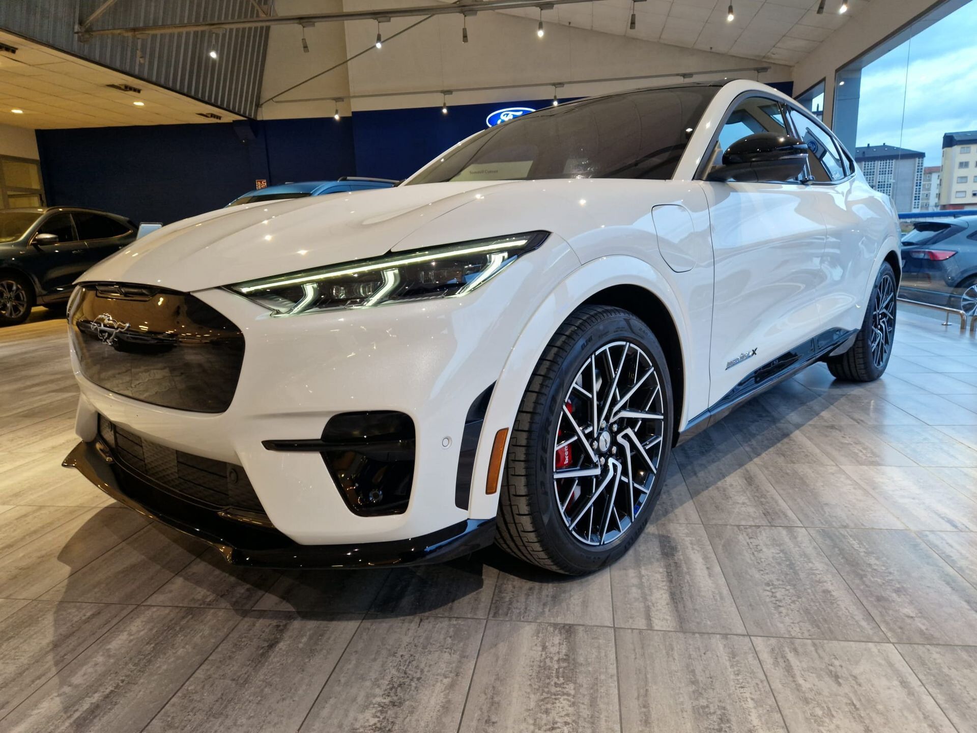 FORD Mustang Mach-E (AWD 358kW Batería 98.8Kwh GT) en Ourense