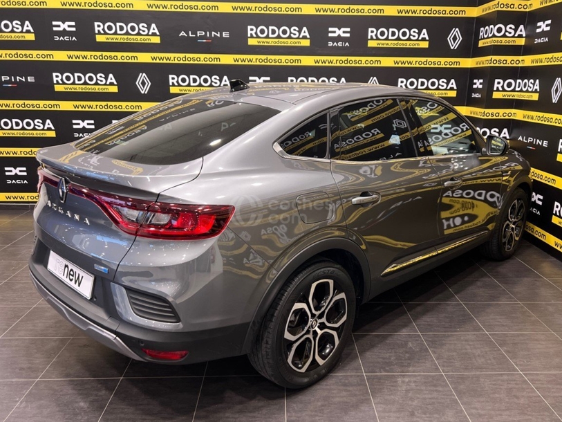 Foto del RENAULT Arkana 1.6 E-Tech Zen 105kW