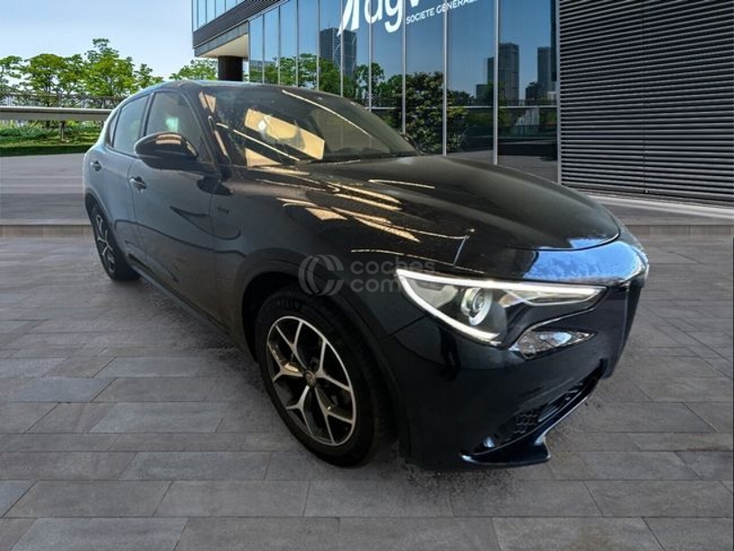 Foto del ALFA ROMEO Stelvio 2.2 Sprint RWD 190 Aut.