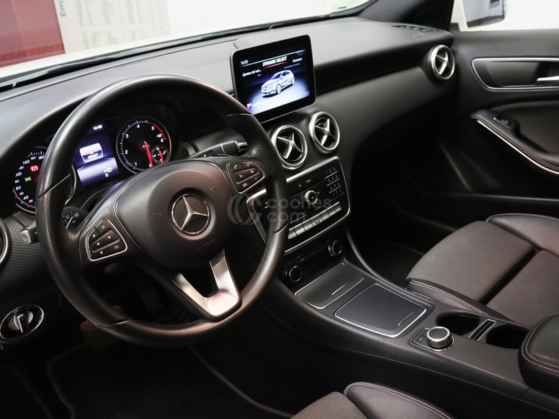 Foto del MERCEDES Clase A A 200d 7G-DCT