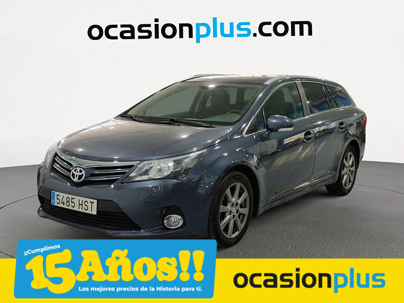 TOYOTA Avensis (120D Cross Sport Advance 91 kW (124 CV)) en Madrid