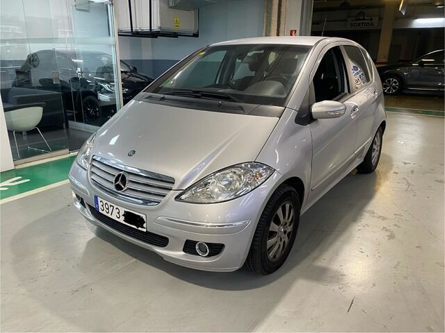 MERCEDES Clase A (170 Elegance 85 kW (116 CV)) en Barcelona