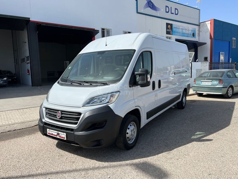 Foto del FIAT Ducato Fg. 33 2.3Mjt LPEGR Medio T.Alto 95kW