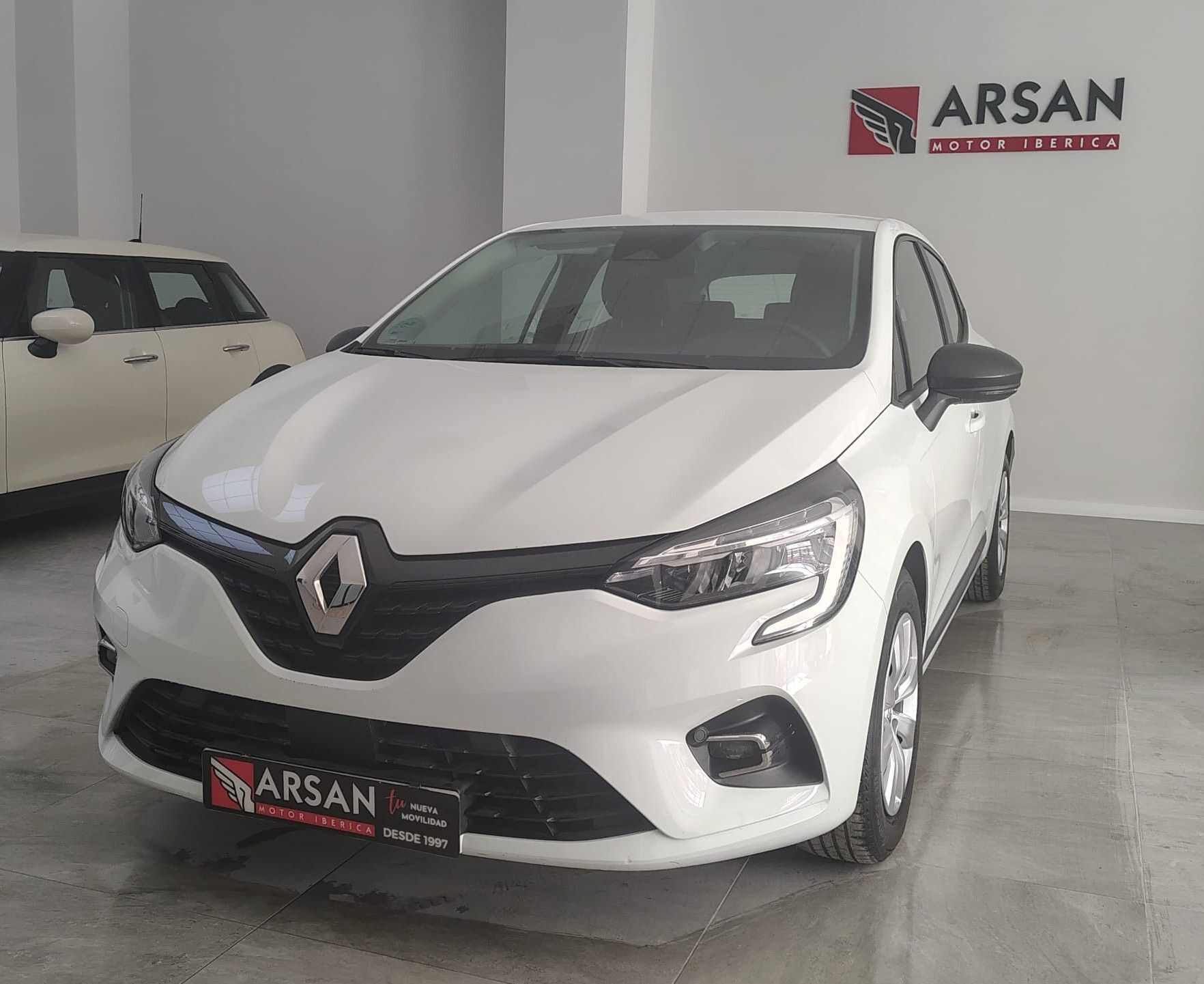 RENAULT Clio (Sce Business 49kW) en Valencia