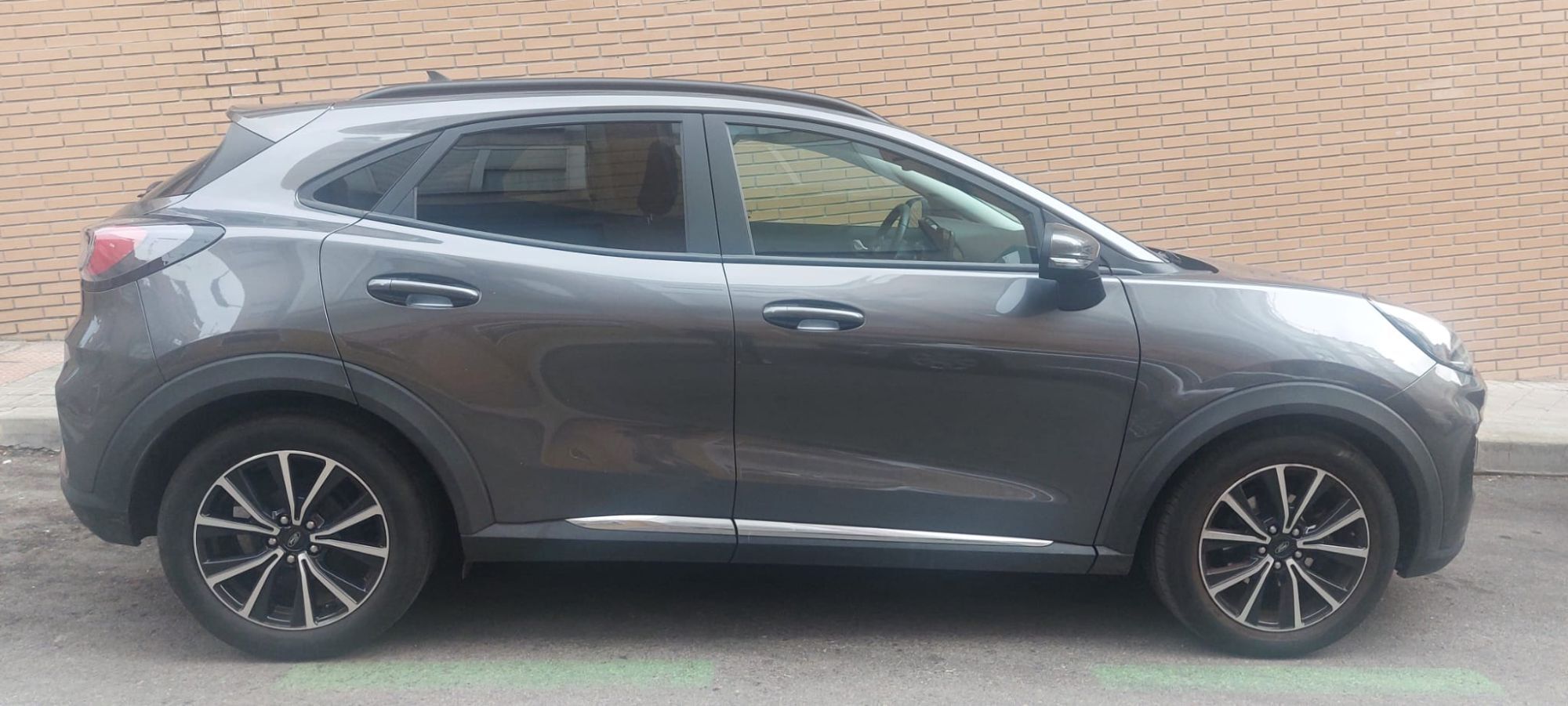 Foto del FORD Puma 1.0 EcoBoost MHEV Titanium Design 125