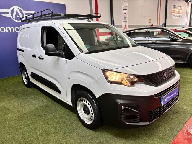 PEUGEOT Partner (Pro Standard 600kg BlueHDi 73kW) en Málaga