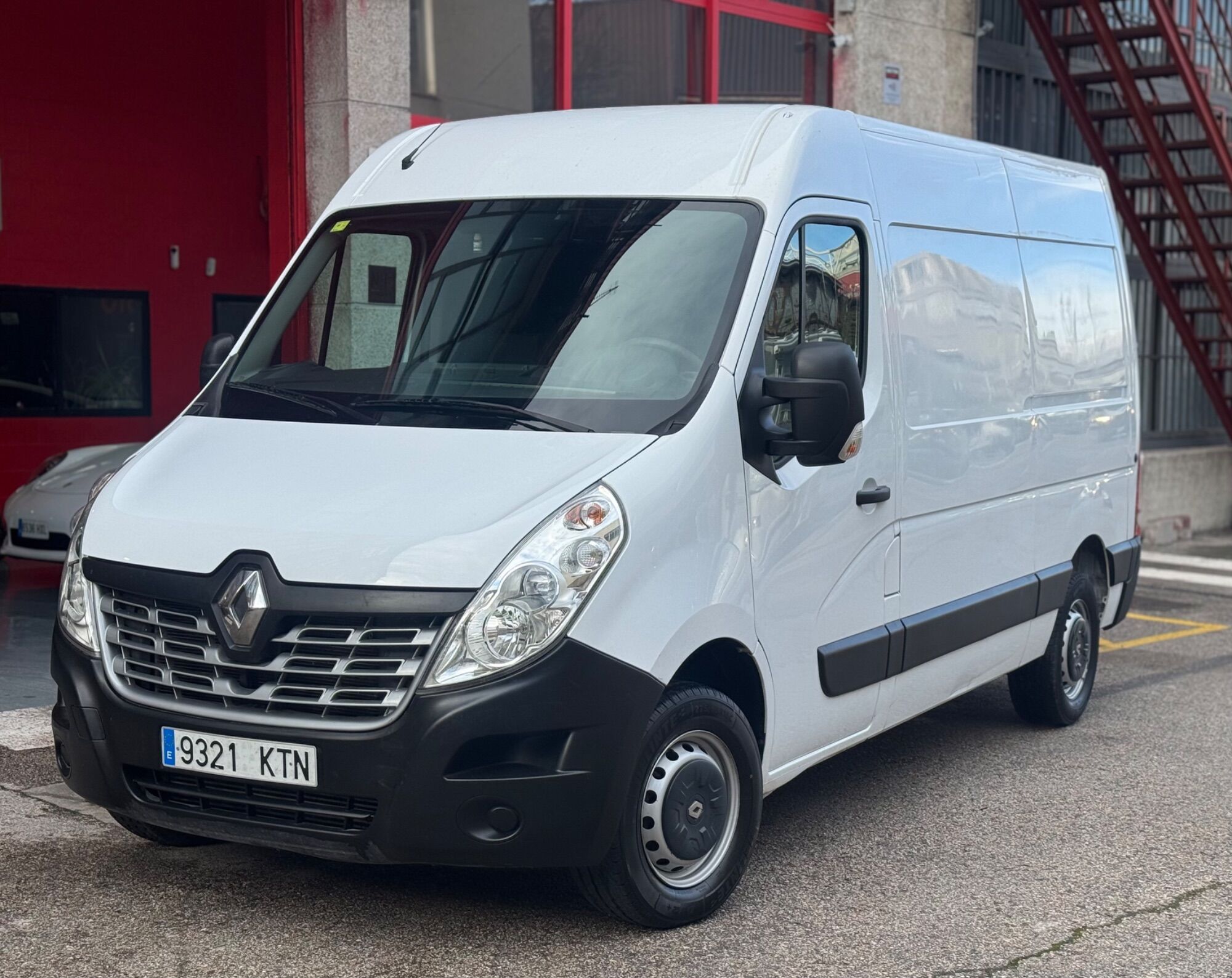 Foto del RENAULT Master Fg. dCi 81kW T L2H2 3500