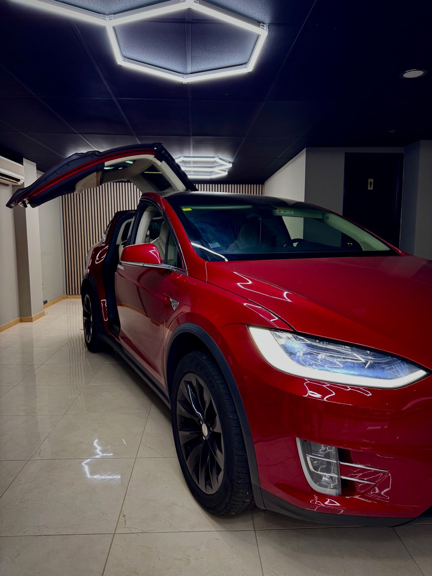 TESLA Model X (Long Range AWD) en Tenerife