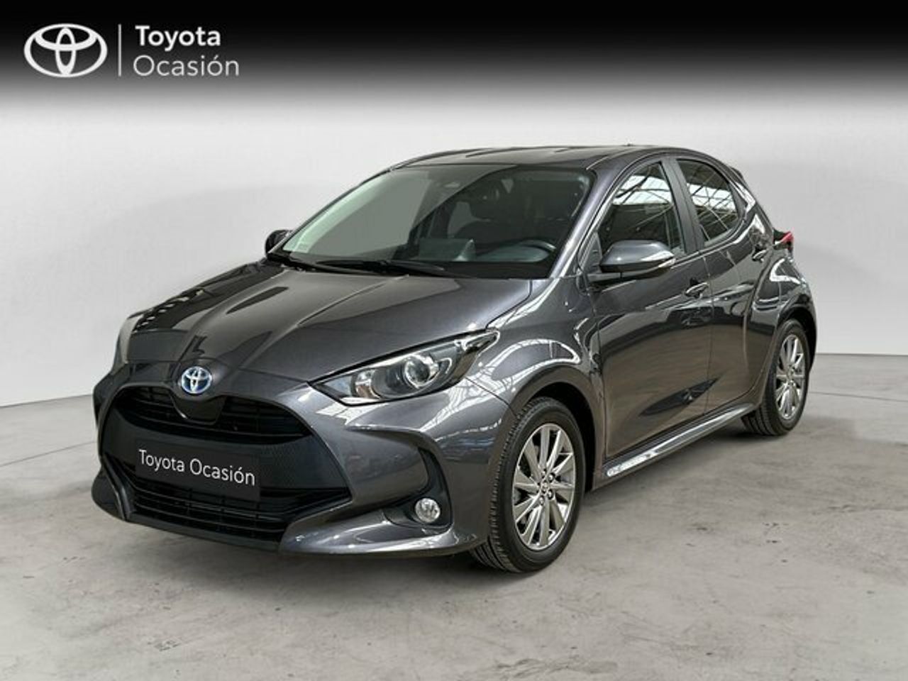 TOYOTA Yaris (5 Puertas Active Tech 120H Automático (e-CVT)) en Valencia