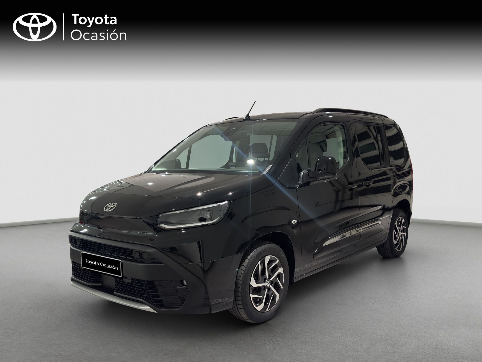 TOYOTA Proace City Verso (1.5D 96KW FAMILY ACTIVE L1 131 5P) en Barcelona