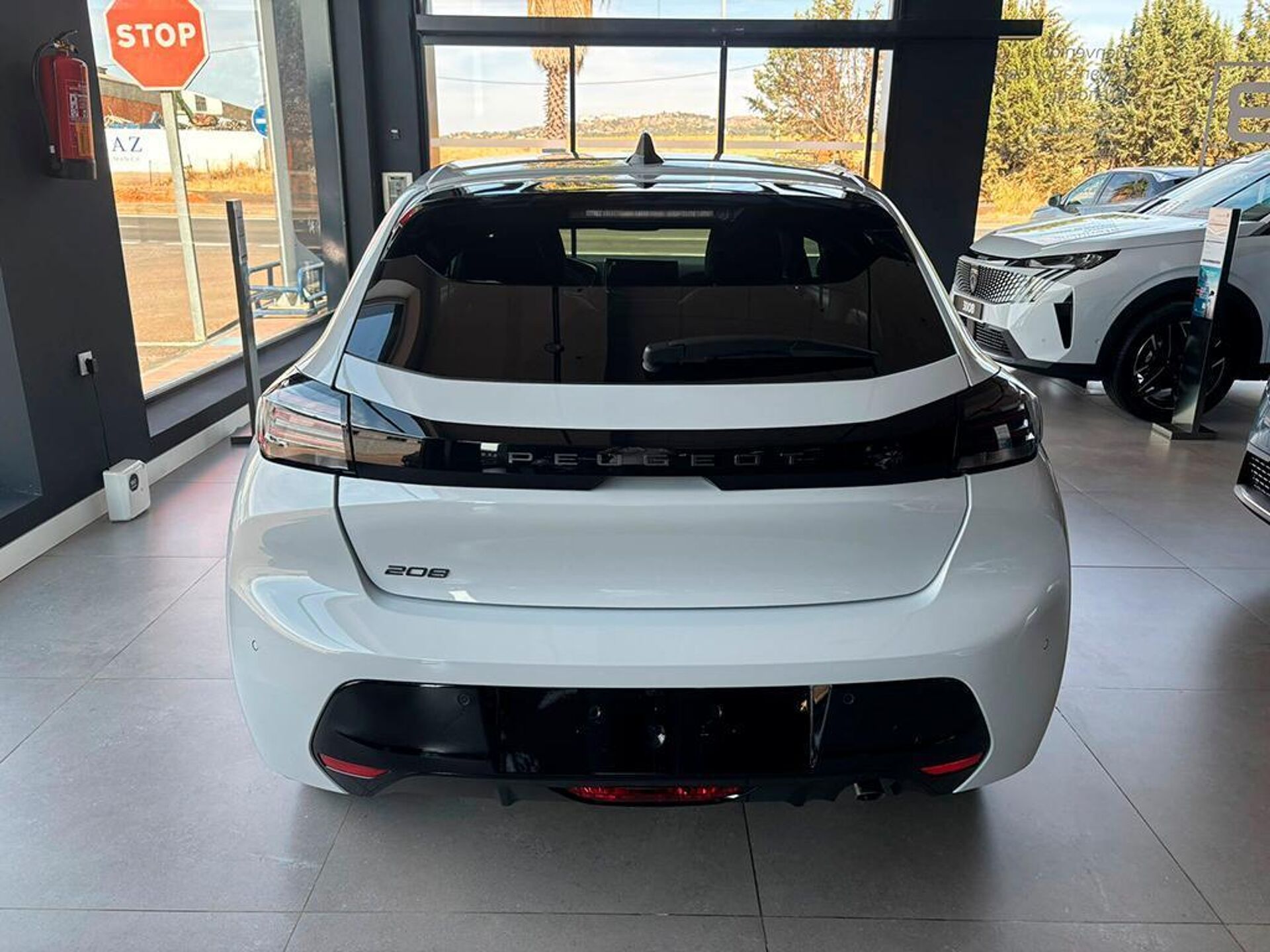 Imagen 3 de PEUGEOT 208