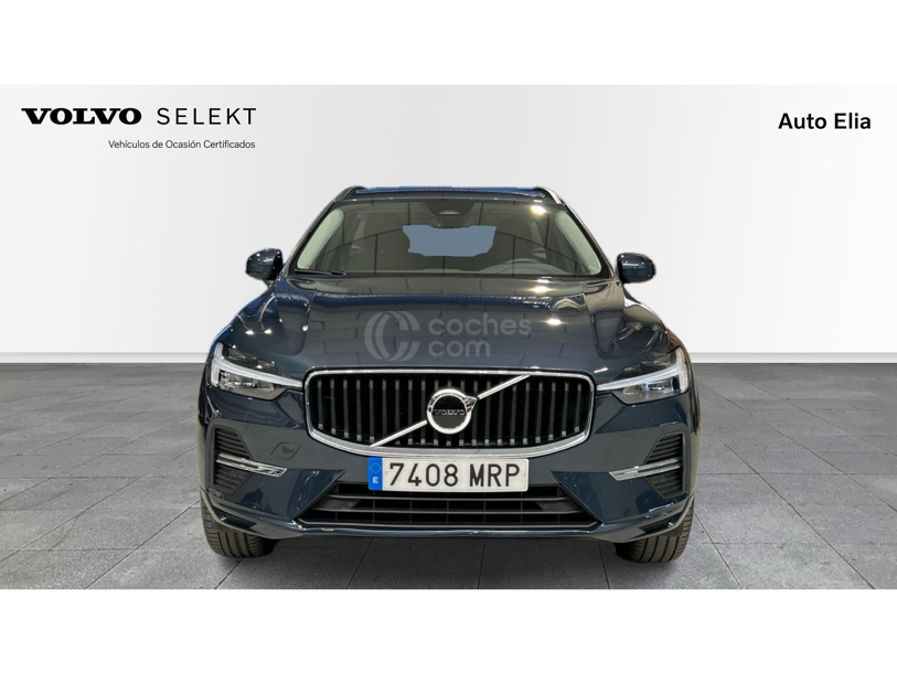 Foto del VOLVO XC60 B4 Essential FWD Aut.