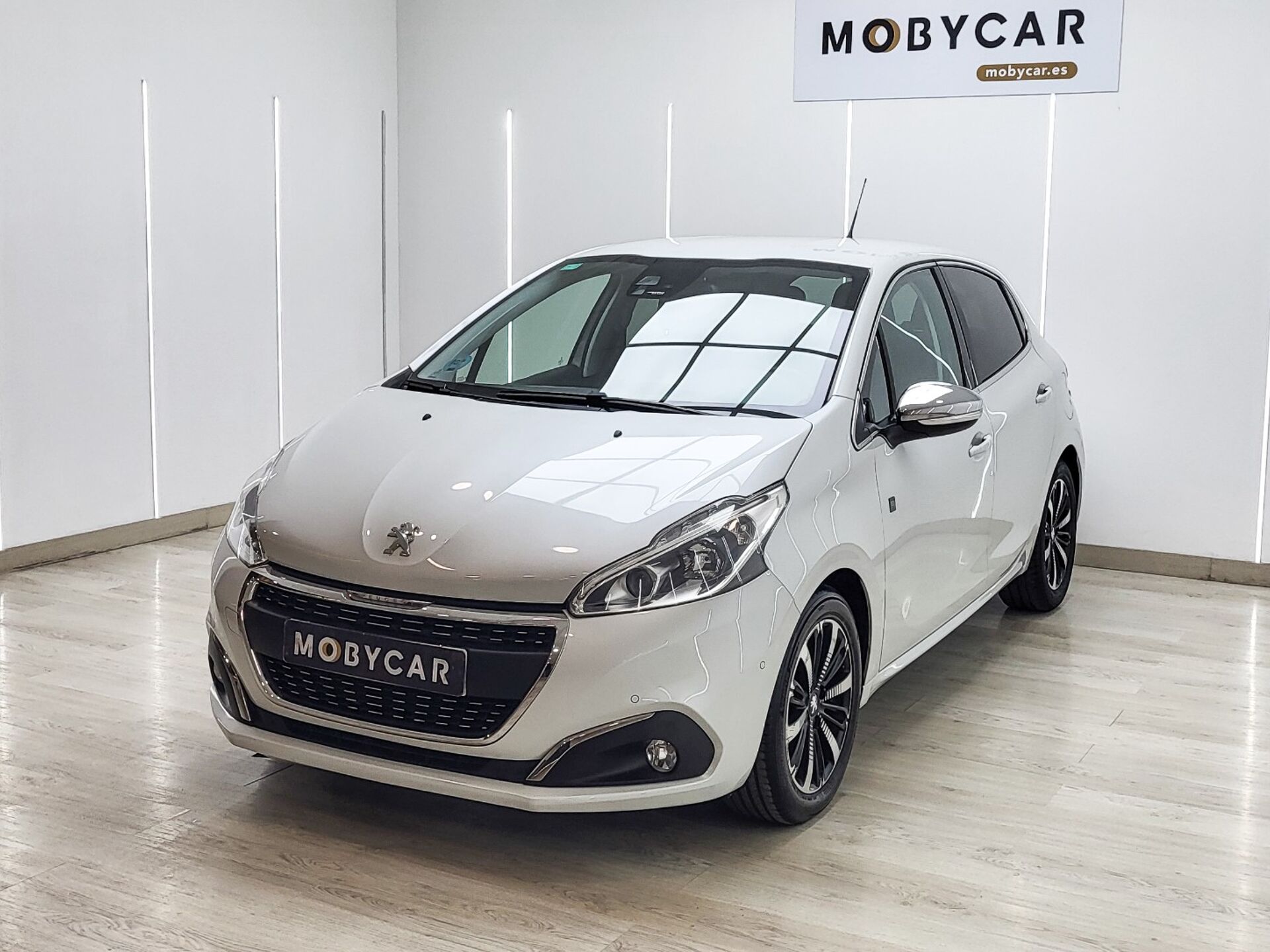 Imagen de PEUGEOT 208