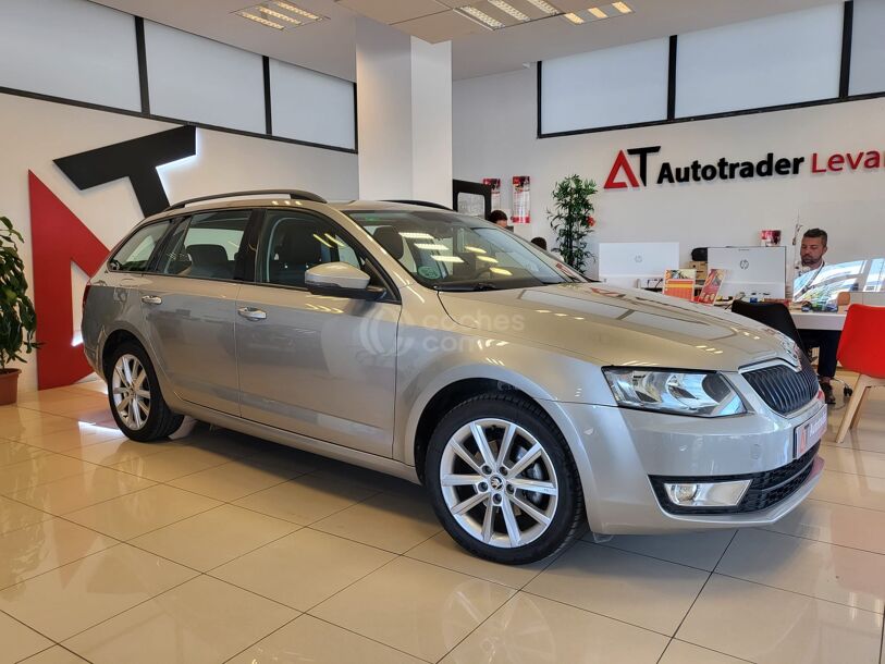 Foto del SKODA Octavia Combi 2.0TDI CR Style