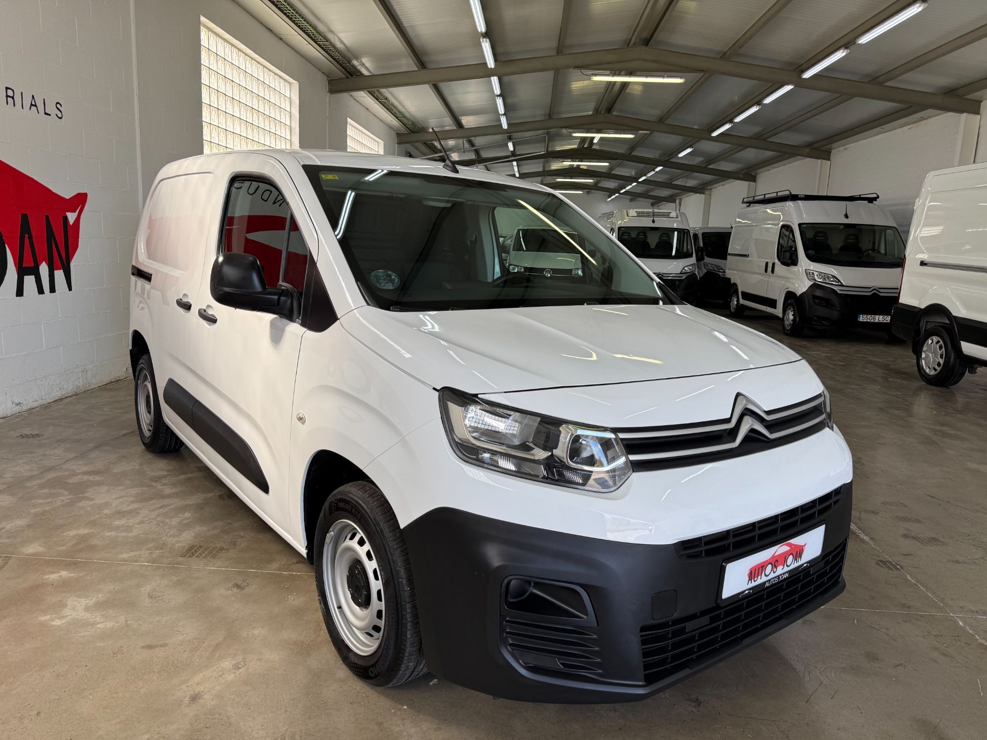 Foto del CITROEN Berlingo Van BlueHDi S&S Talla M Control CA 100