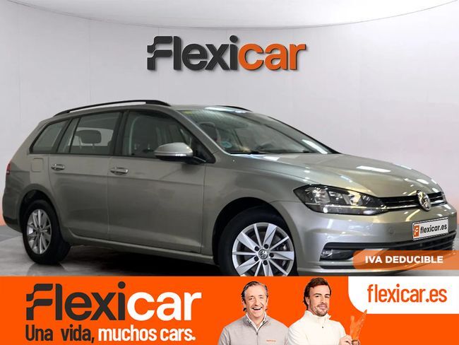 VOLKSWAGEN Golf (Business & Navi 1.6 TDI 85kW Variant) en Sevilla