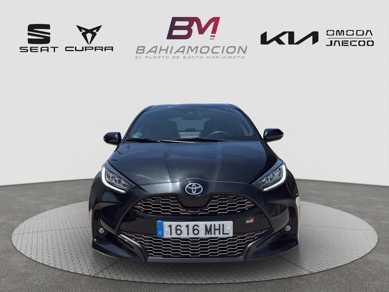 TOYOTA Yaris (120H 1.5 GR Sport) en Cádiz