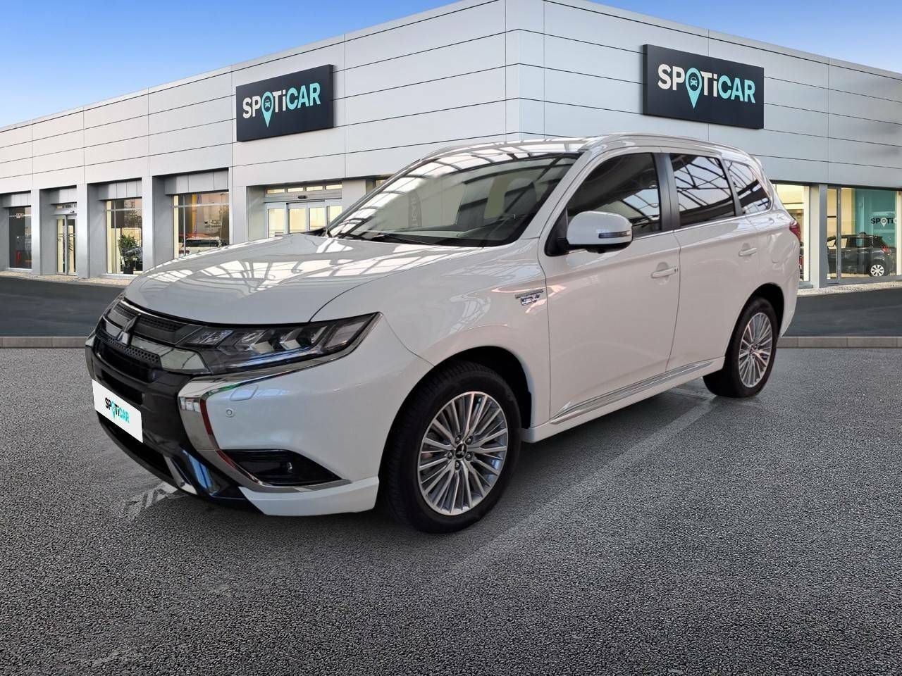 MITSUBISHI Outlander ( 2.4 PHEV  Auto 4WD Kaiteki) en Girona