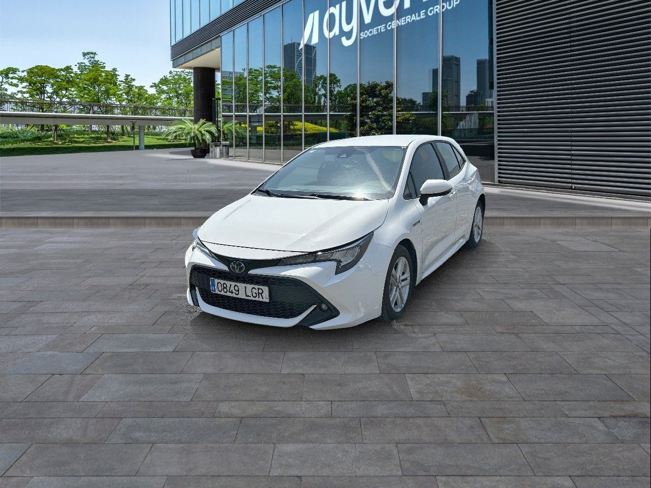 TOYOTA Corolla (125H Active E-CVT 90 kW (122 CV)) en Madrid