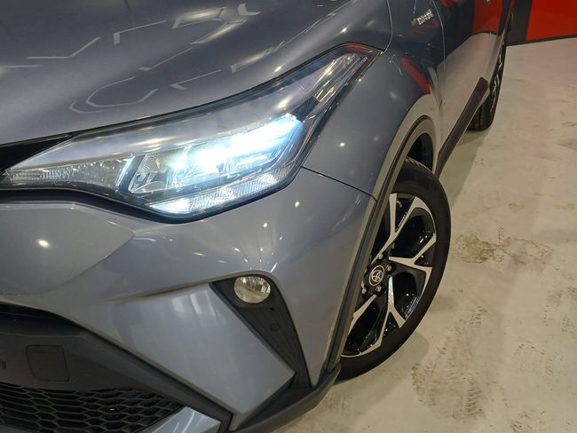 Foto del TOYOTA C-HR 125H Active