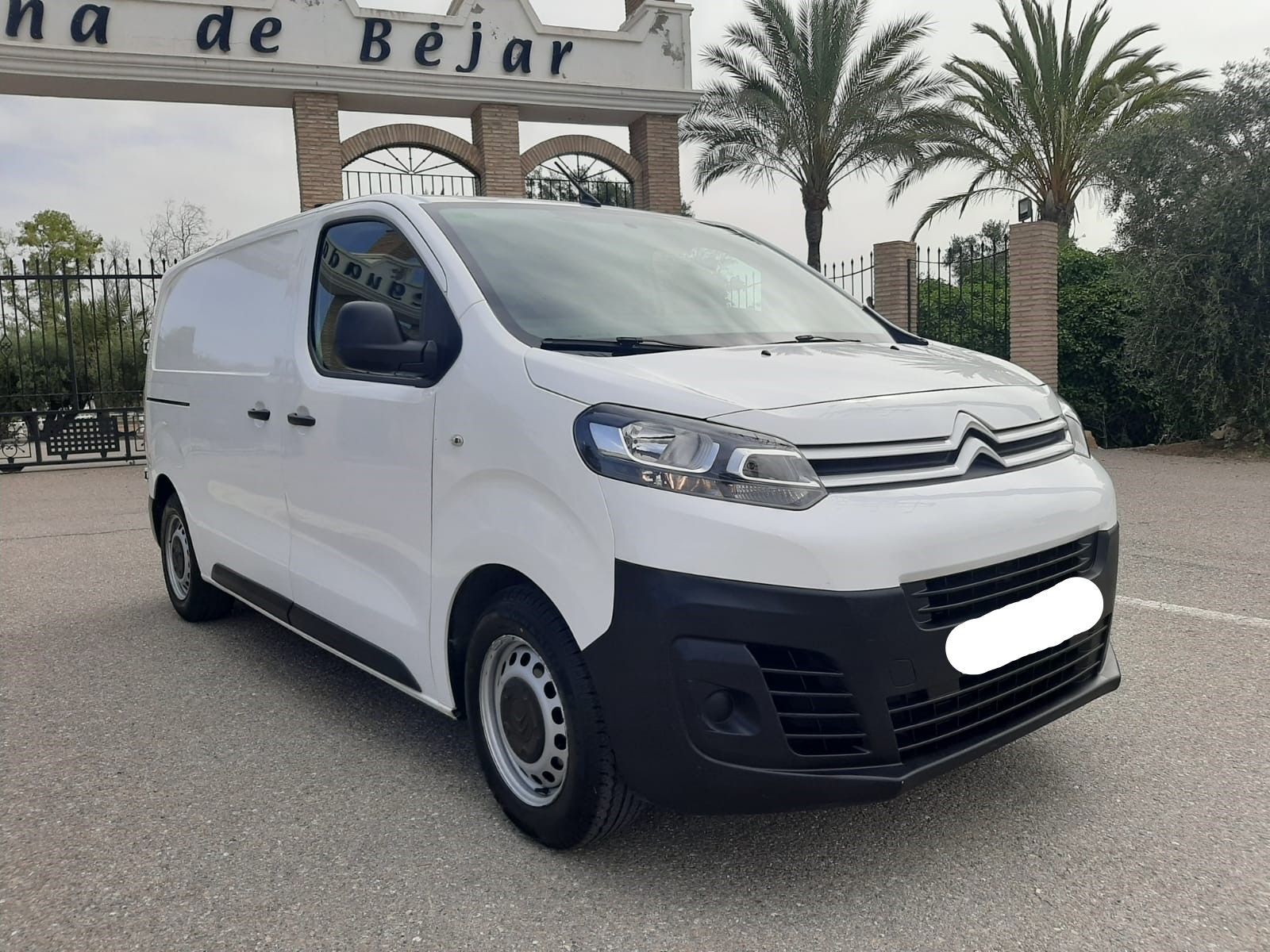 Foto del CITROEN Jumpy Combi 1.5 BlueHDI Talla XL Confort 120